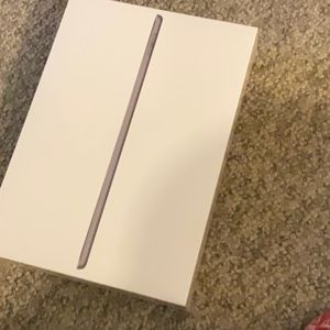 9th Generation iPad Space Grey (Wi-Fi)